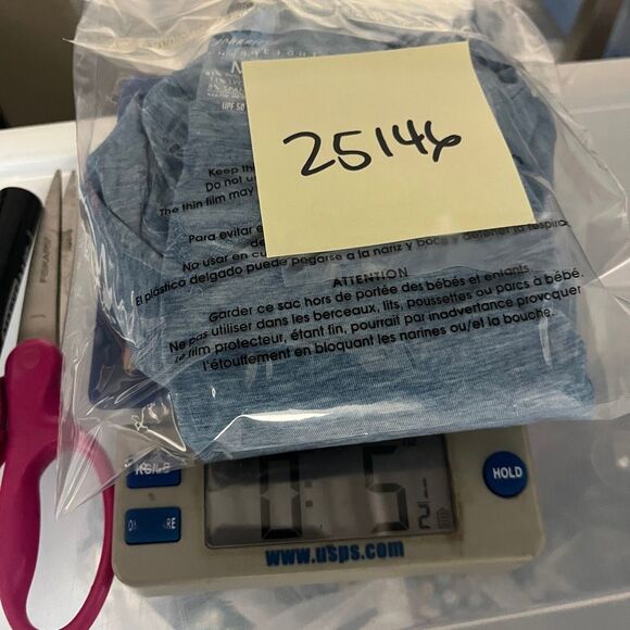 Johnnie O Men’s Featherweight Swim Shirt Blue UPF50 Short Sleeve Sporty Tee M - Picture 11 of 11